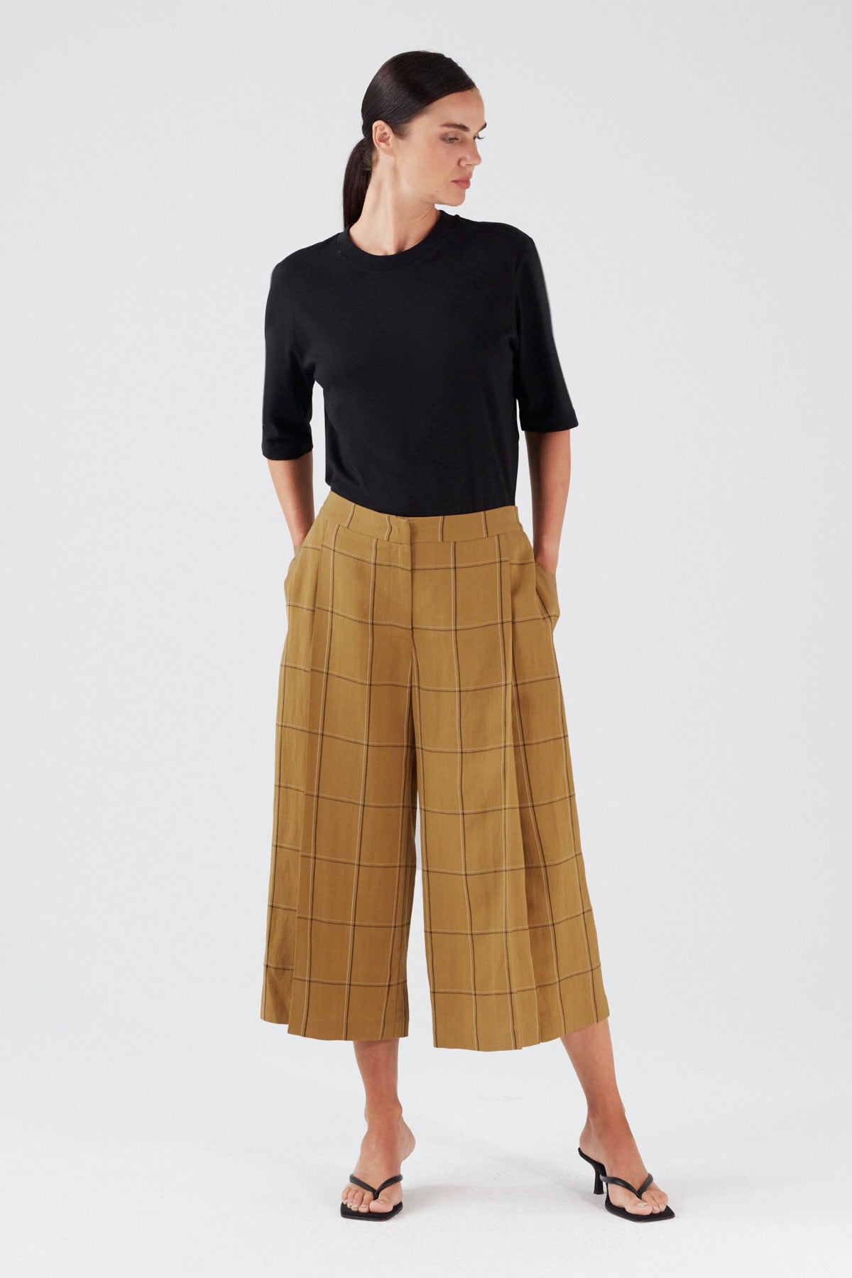 VISCOSE RICH WIDE LEG CROPPED TROUSERS